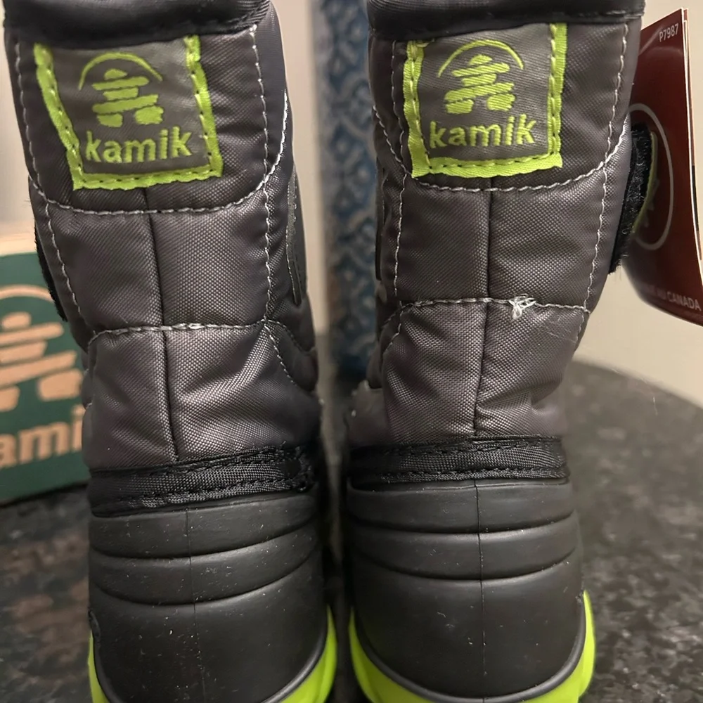 Kamik Snowbug 5 Kids Boots - Black and Green Size 6 Toddler